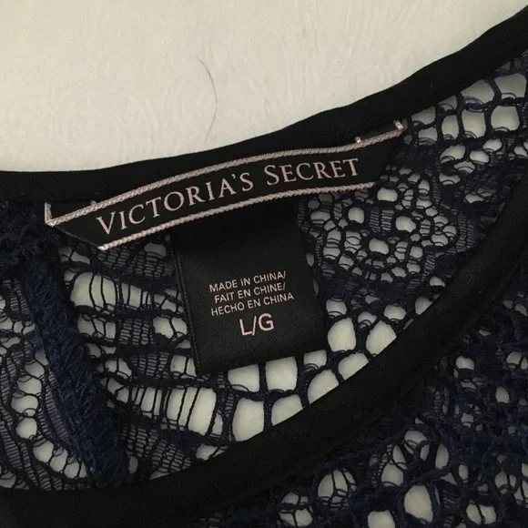 Navy blueVictoria’s Secret crochet lace be… - Picture 9 of 13